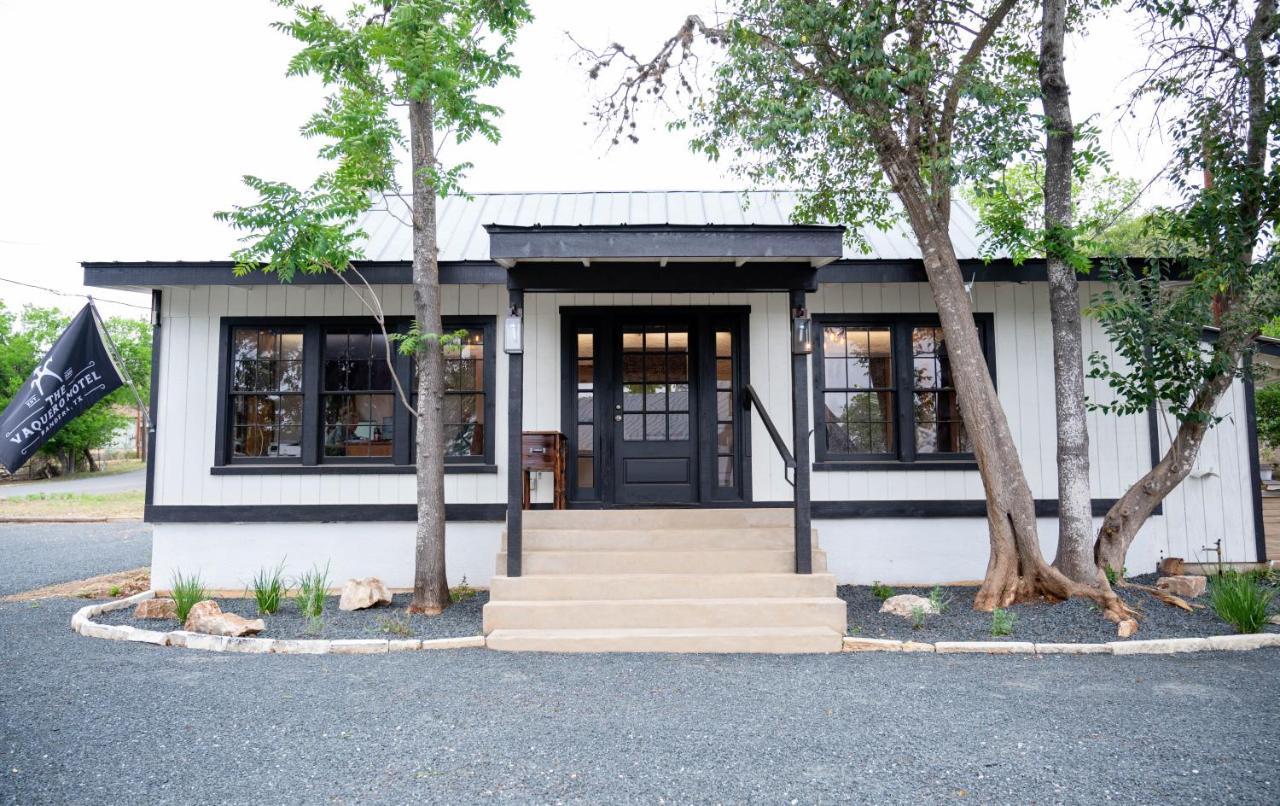 The Vaquero Motel 班德拉 外观 照片